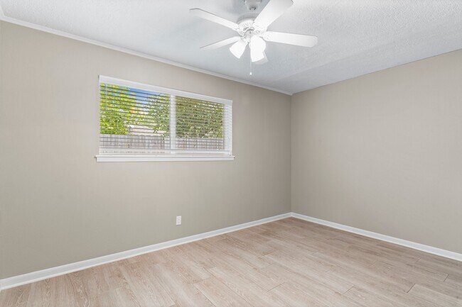 Building Photo - 27234 Wells Ln