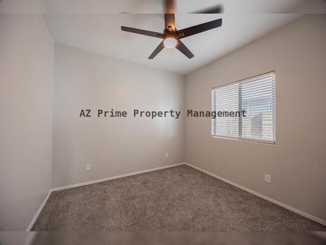 Building Photo - 43606 Juniper Ave