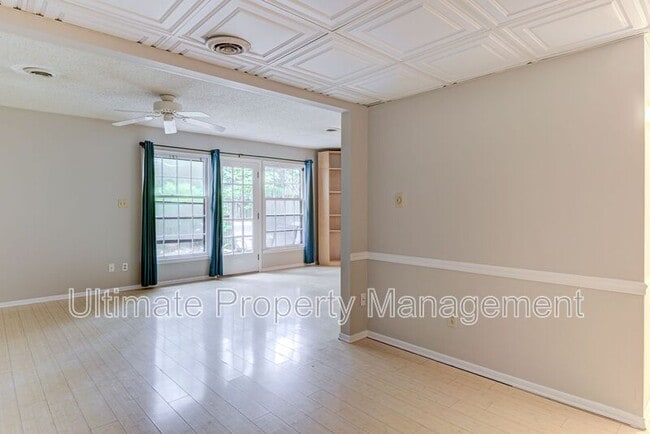 Building Photo - 819 Seabury Ct