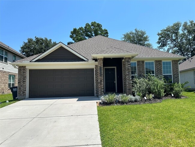 Primary Photo - 11920 Sunshine Park Dr N