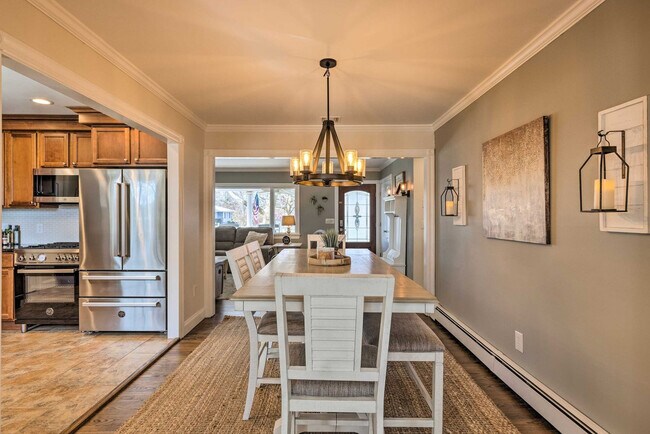 Building Photo - 500 Blossom Bend