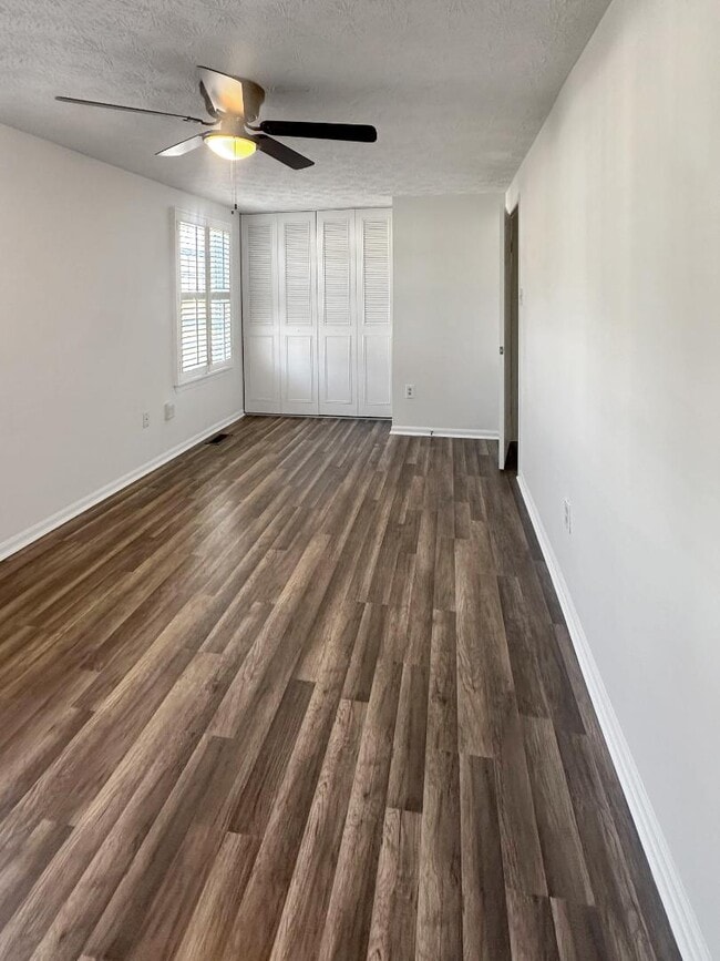 Building Photo - 563 Melissa Ct