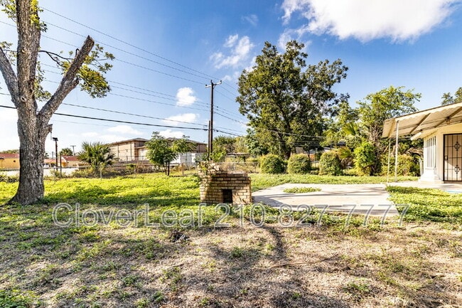 Building Photo - 206 Williamsburg Pl