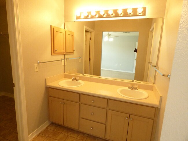 Building Photo - Charming 3 Bed/2 Bath Home - Jaimee's Ridge