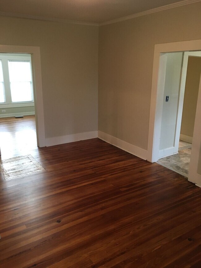 Building Photo - Large 3/1 House near Shannon $1,395