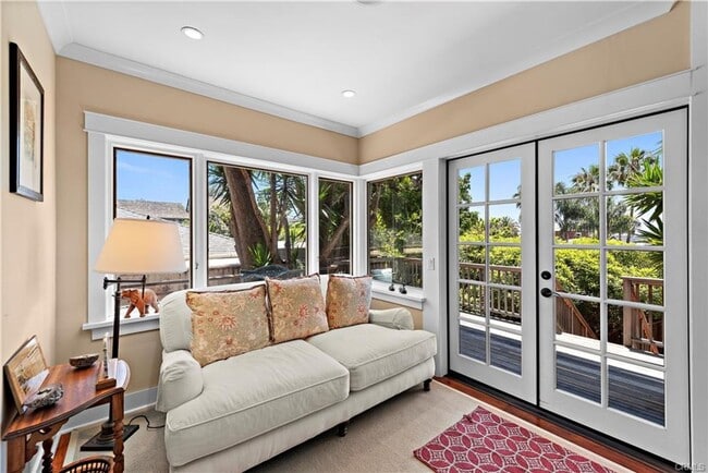 Building Photo - Woods Cove Beach House