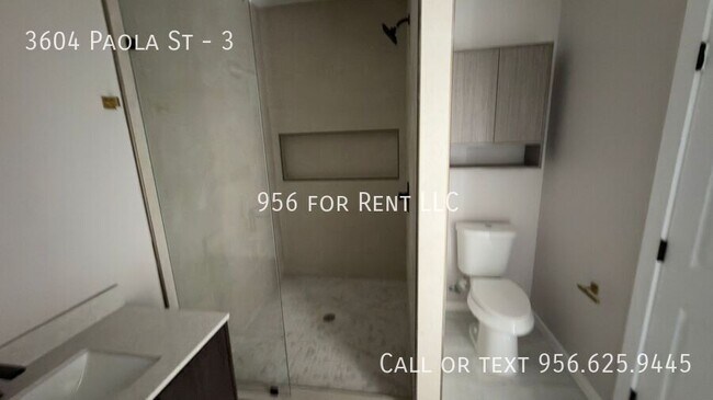 Building Photo - 3604 Paola St