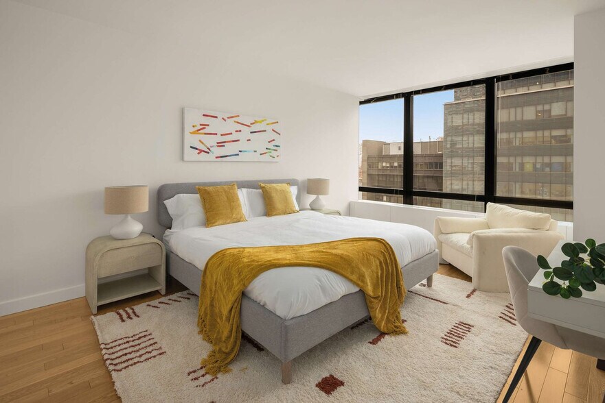 Building Photo - 1113 York Ave