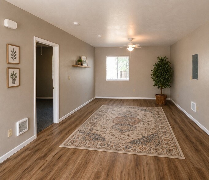 Building Photo - 506 Waukesha Ave