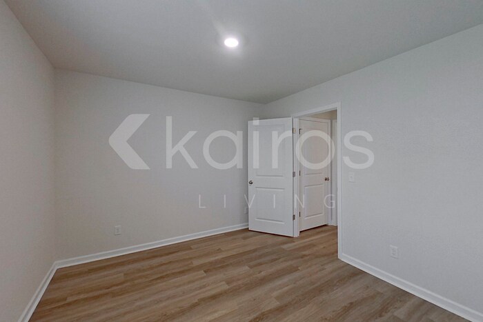 Building Photo - 107 Overstreet Way