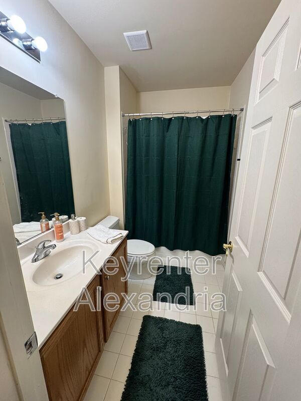 Building Photo - 6987 Forepond Ct