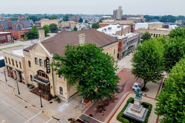 Building Photo - 101 Algoma Blvd