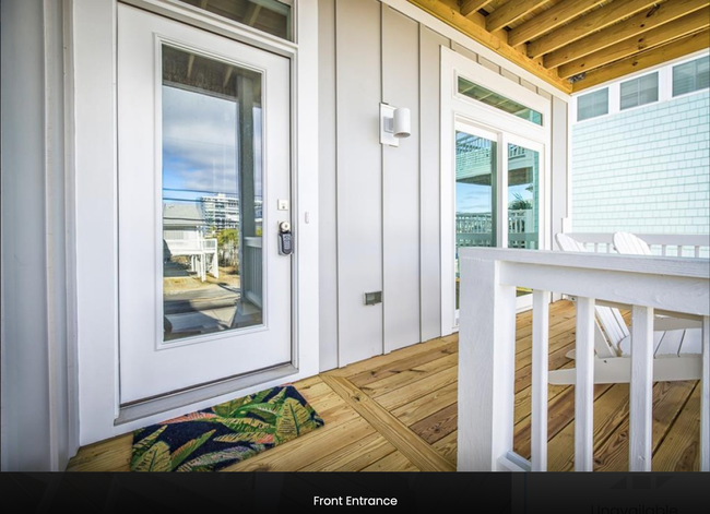 Building Photo - LUXURY BEACH HOUSE RENT JUST REDUCED!