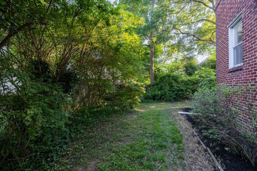 Building Photo - 4603 Guilford Pl