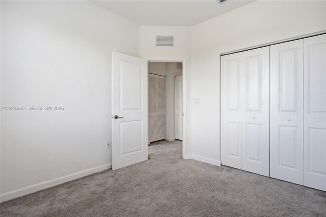 Building Photo - 20714 NE 5th Ct