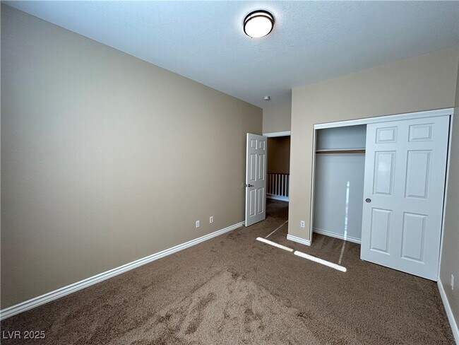 Building Photo - 8158 Altamont Ridge St
