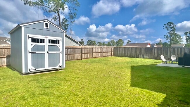 Building Photo - 120 Longleaf Ln