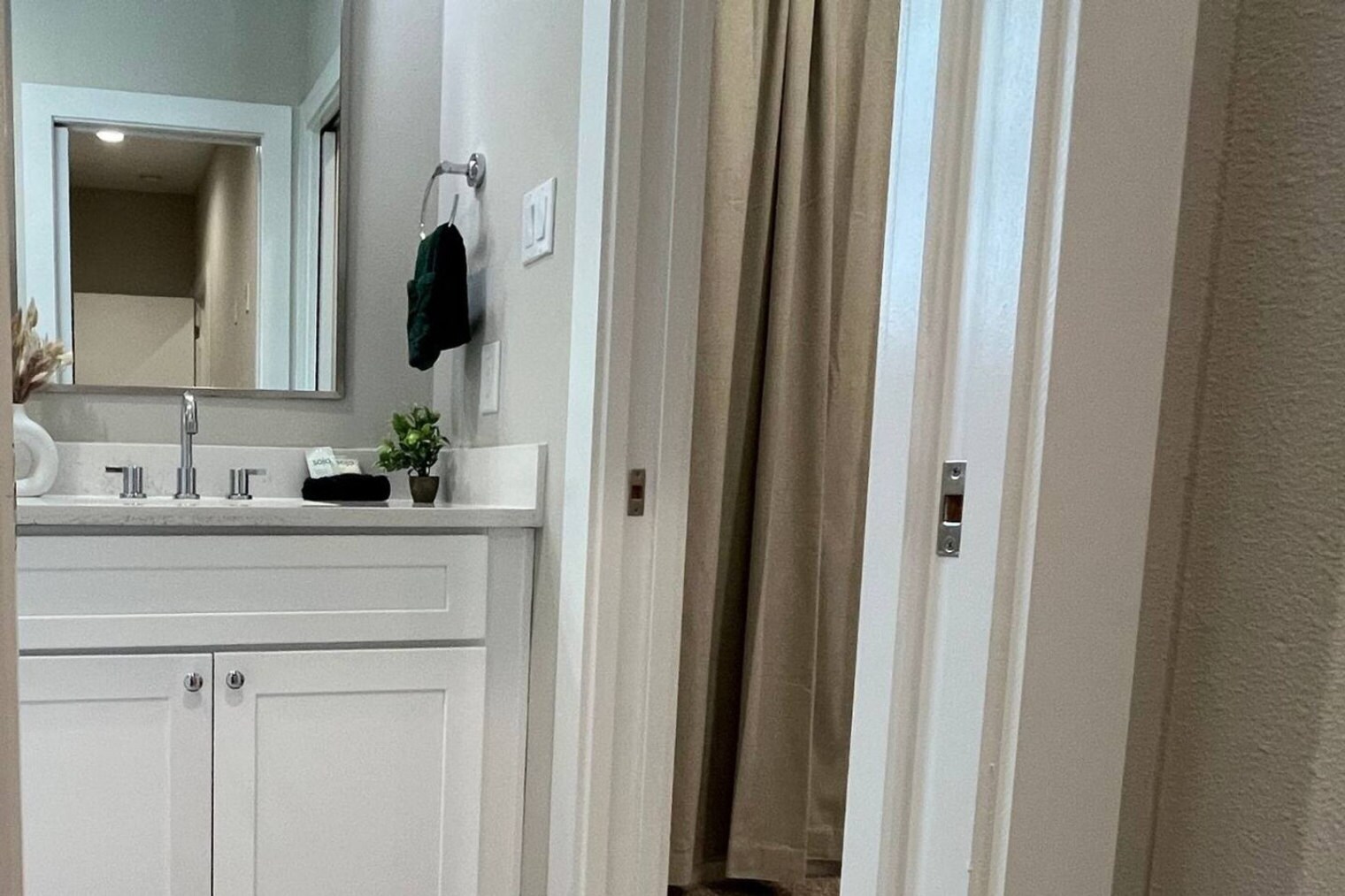 Building Photo - 3208 Bostic St