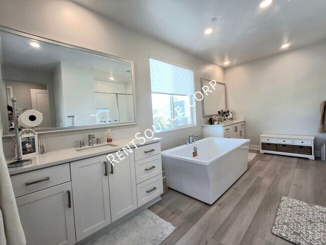 Building Photo - 26995 W Meandering Trail Pl