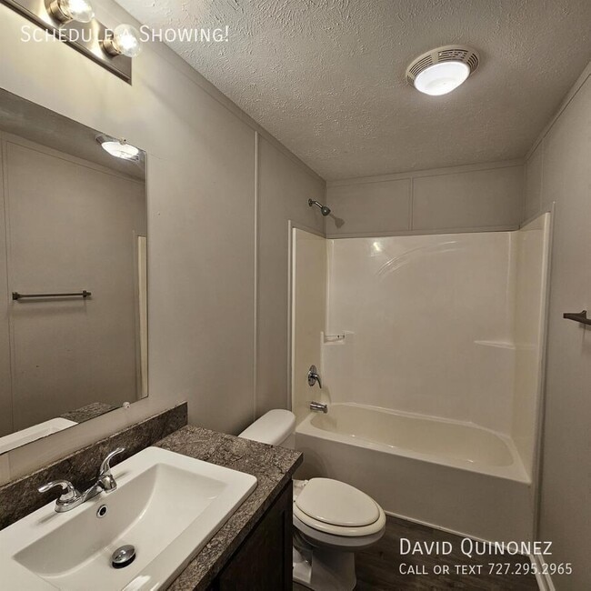 Building Photo - 5603 Kelso-