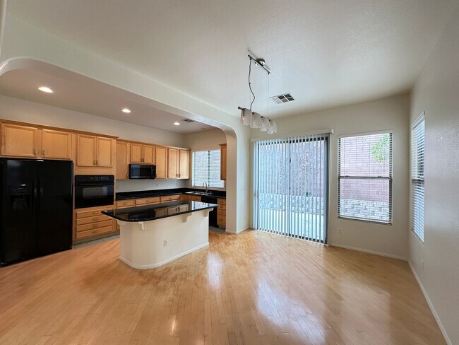 Building Photo - MADISON PLACE AT SUMMERLIN