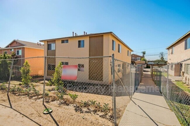 Building Photo - 840 Grand Ave