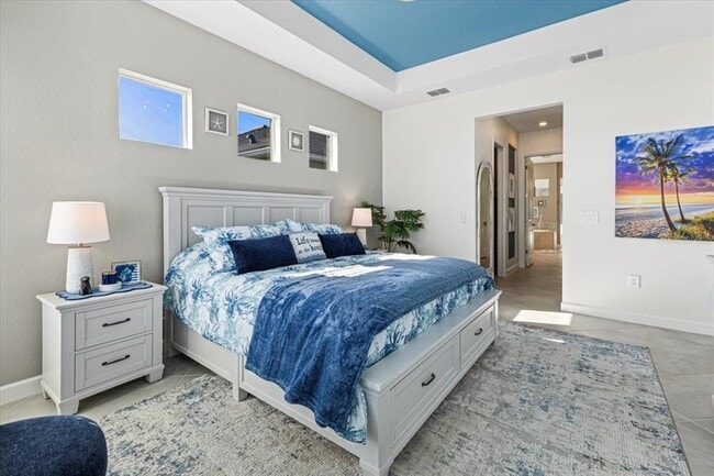 Building Photo - 8568 Shr Lk Dr