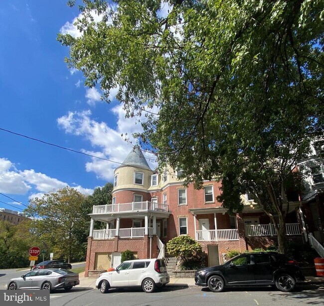 Building Photo - 1601 West St