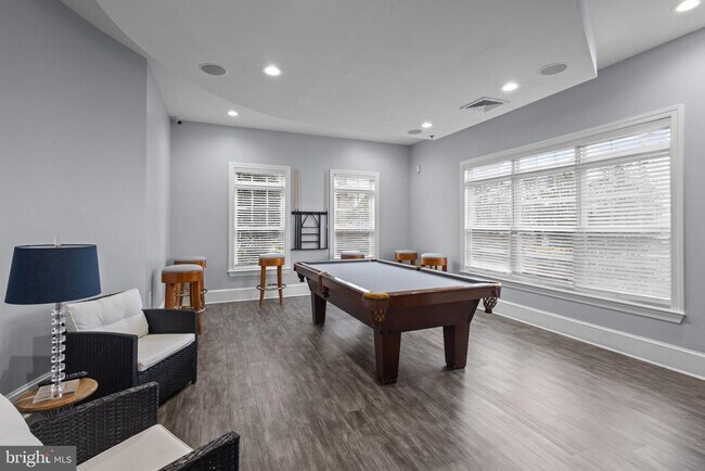 Building Photo - 508 Sunset View Terrace SE