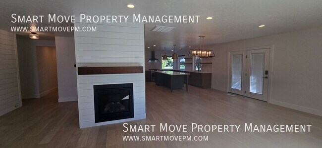 Building Photo - 4298 Catalpa-