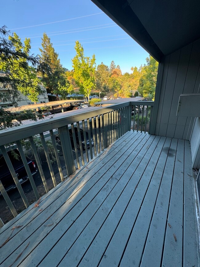 Building Photo - 415 Ignacio Blvd