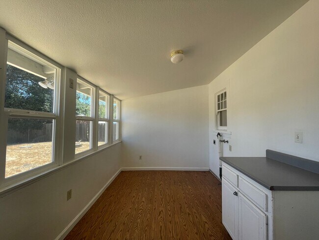 Building Photo - 9230 Curbaril Ave