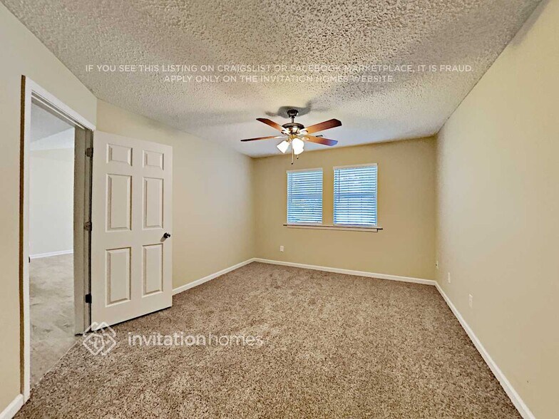 Building Photo - 22 Ember Way