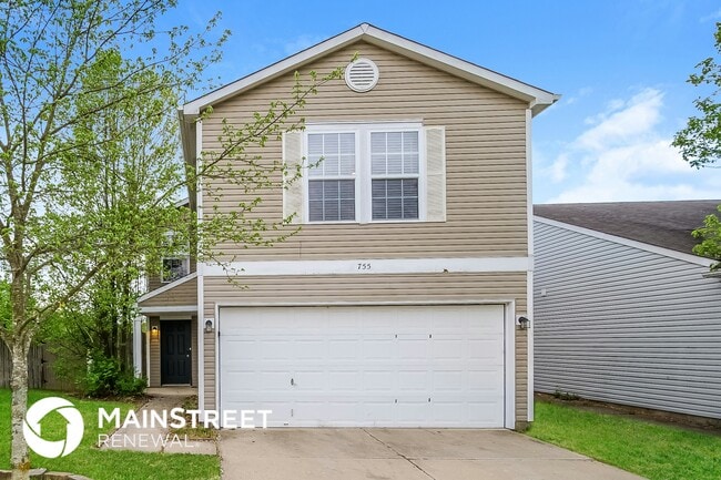 Primary Photo - 755 Fern St