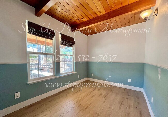 Building Photo - Stunning 3 Bedroom 2 Bath Home In Soulsbyville!!!