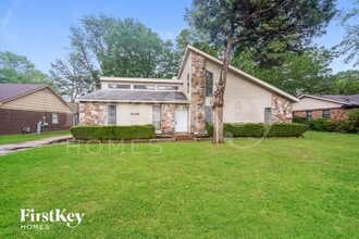 Building Photo - 4198 Rosewind Cir