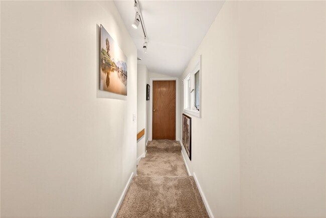 Building Photo - 53 Golfside Pkwy