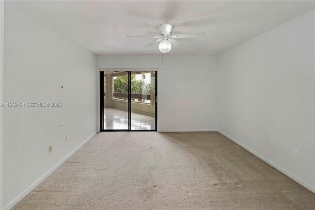 Building Photo - 9020 SW 125th Ave