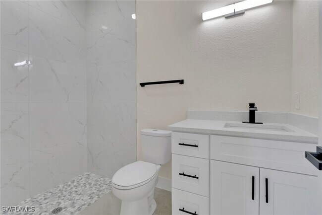 Building Photo - 4501 15th St SW