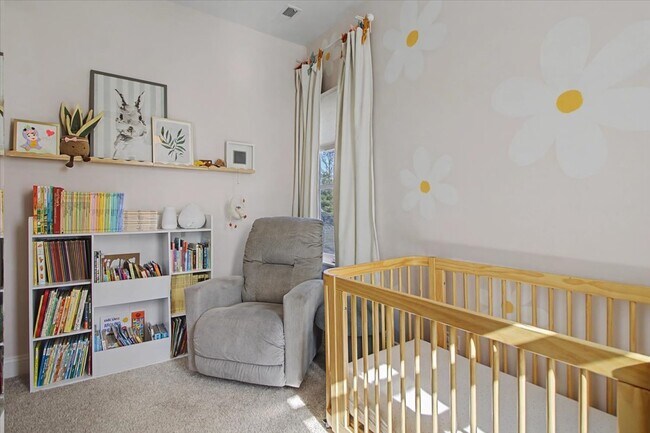 Building Photo - 136 E Jackson St