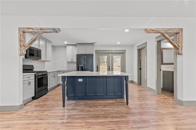 Building Photo - 4409 Doc Sams Rd