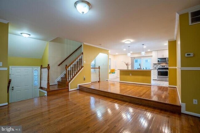 Building Photo - 3500 Vintage Spg Ter