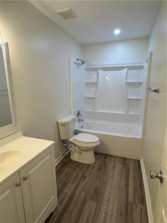 Building Photo - 728 Hanover Ln SE