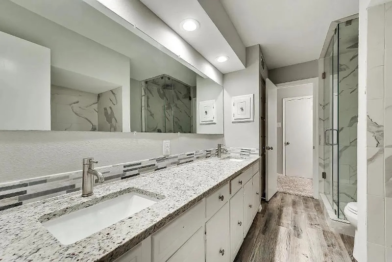 Building Photo - 5806 Everglade Rd