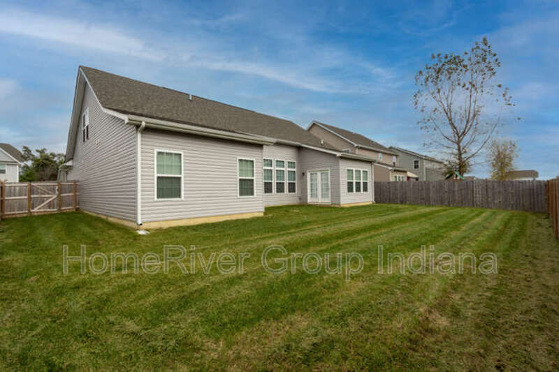 Building Photo - 10439 Long Branch Dr