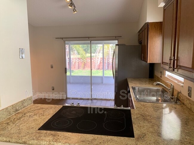 Building Photo - 9981 Triple Crown Cir