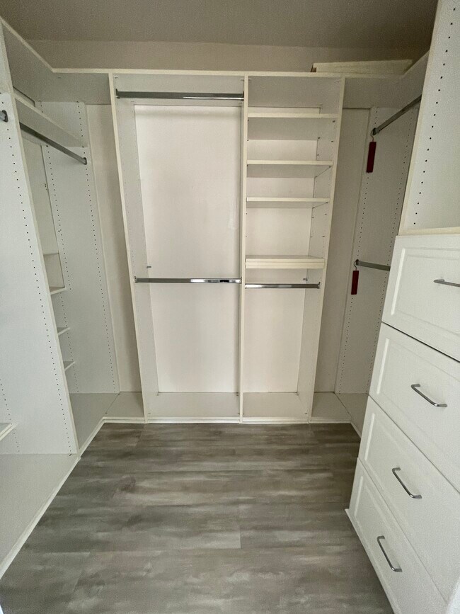 Building Photo - 12110 Via Santa Rosa