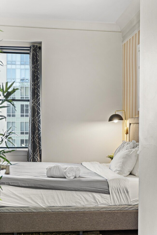 Building Photo - 60-62 Boylston Street-SI FL1-ID1240417P