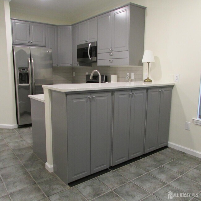 Building Photo - 29 Tall Oaks Ct