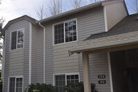 Building Photo - Pre-Leasing - 3bd/2bath (Cordata Area)